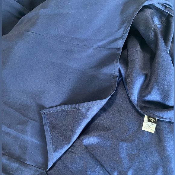 Ann Yee | Silk Top - Picture 6 of 10